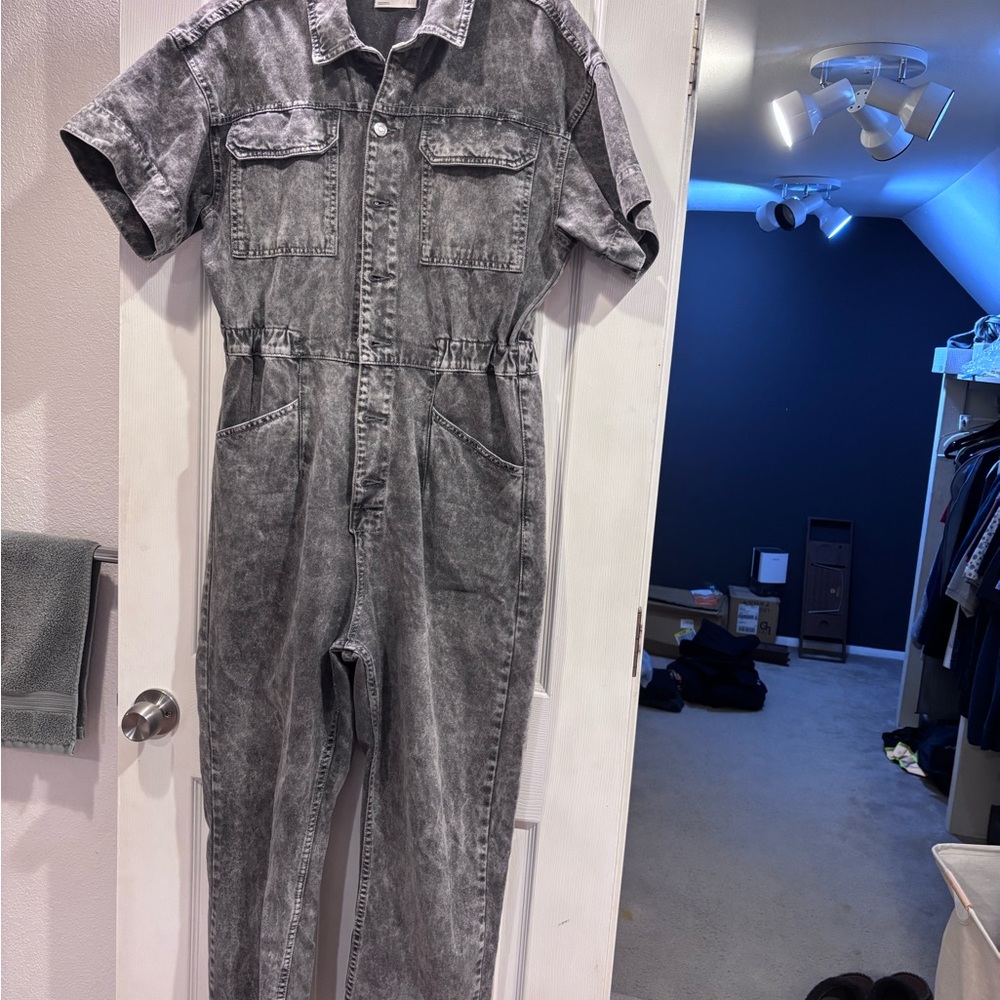 We The Free Acid Wash Gray Short Sleeve Jumpsuit - Picture 2 of 3